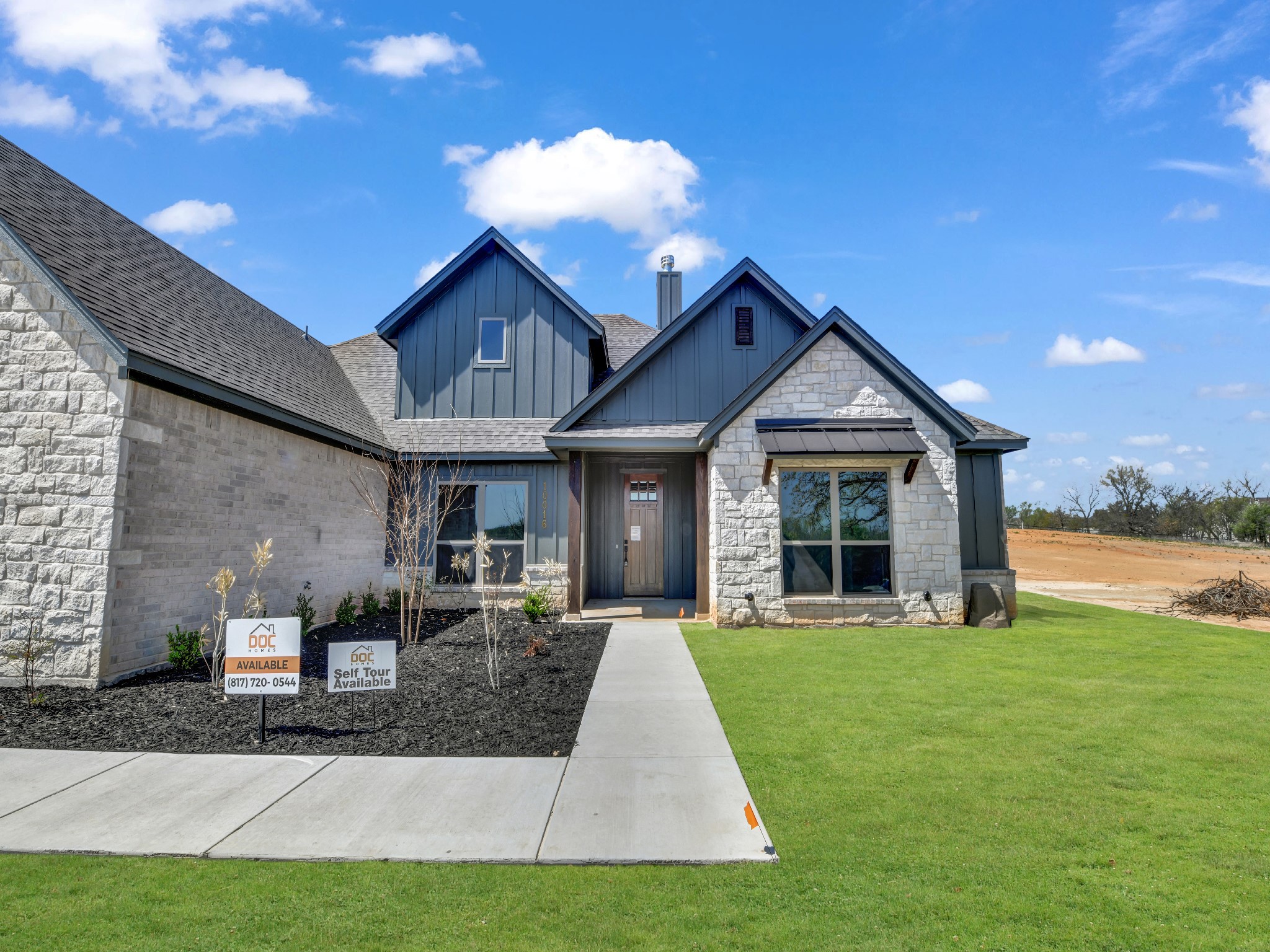 10016 Valley Oak Way Springtown TX 76082