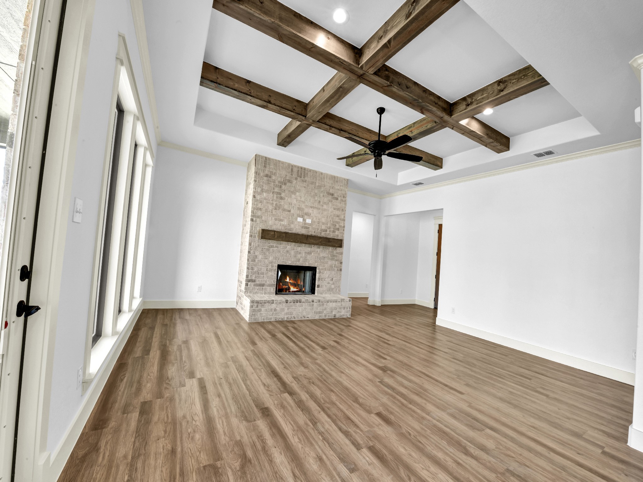 10016 Valley Oak Way Springtown TX 76082