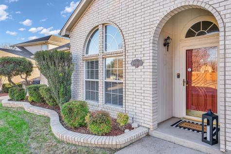6741 Big Springs Drive Arlington TX 76001