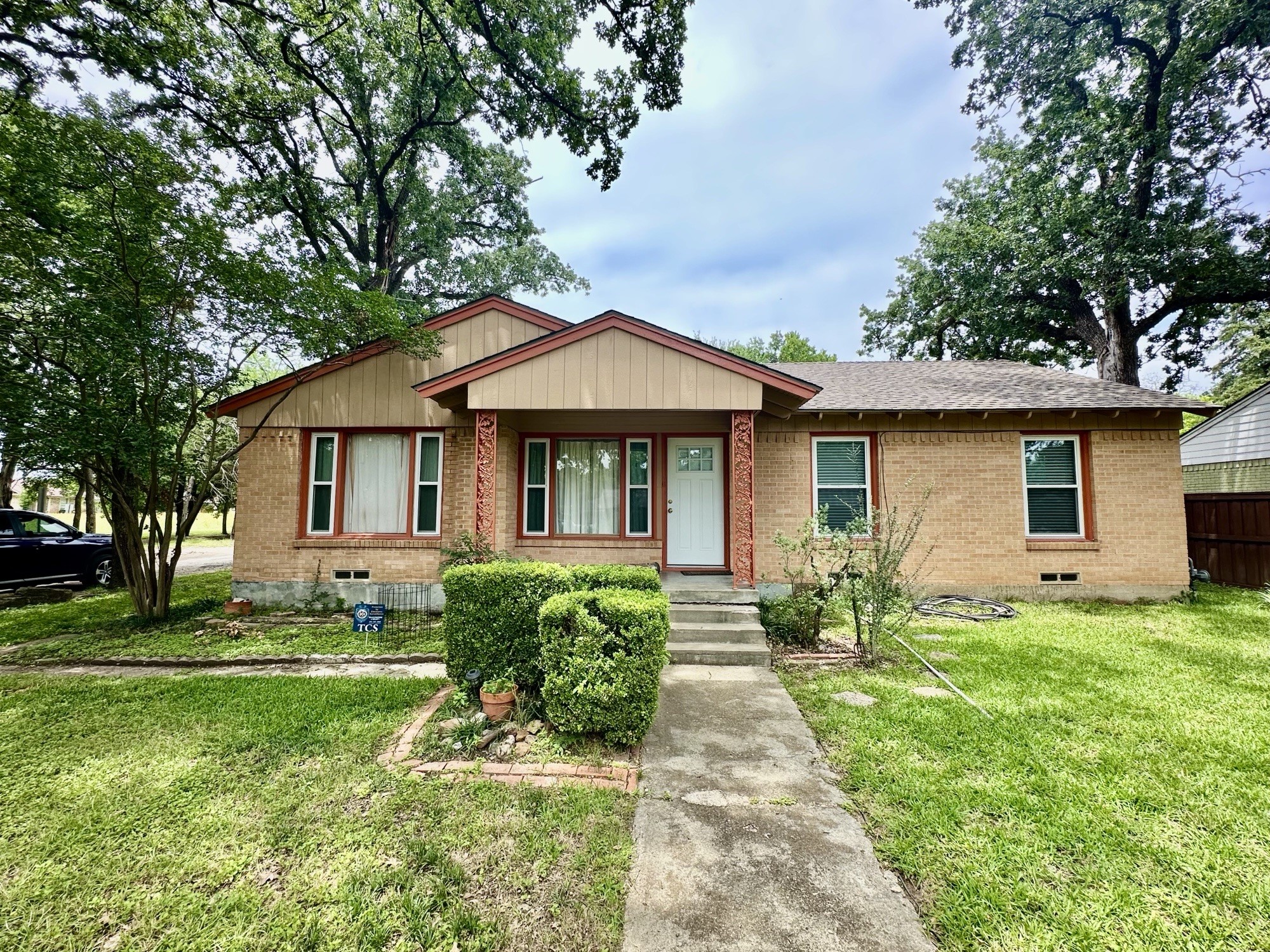 10803 Leota Drive Dallas TX 75217