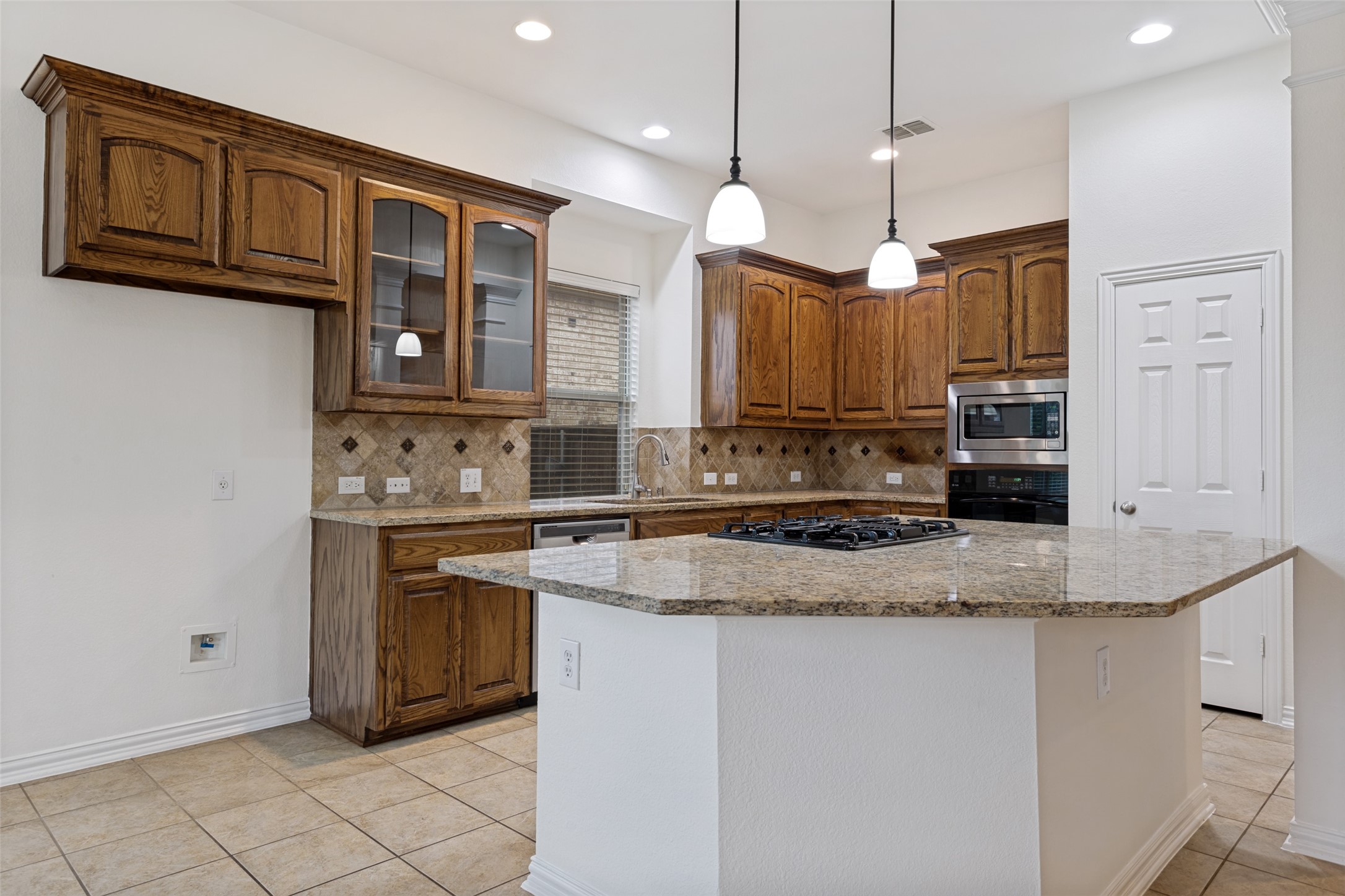 1806 Caprock Road Allen TX 75002