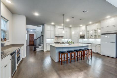 8685 Thorbrush Place Dallas TX 75238