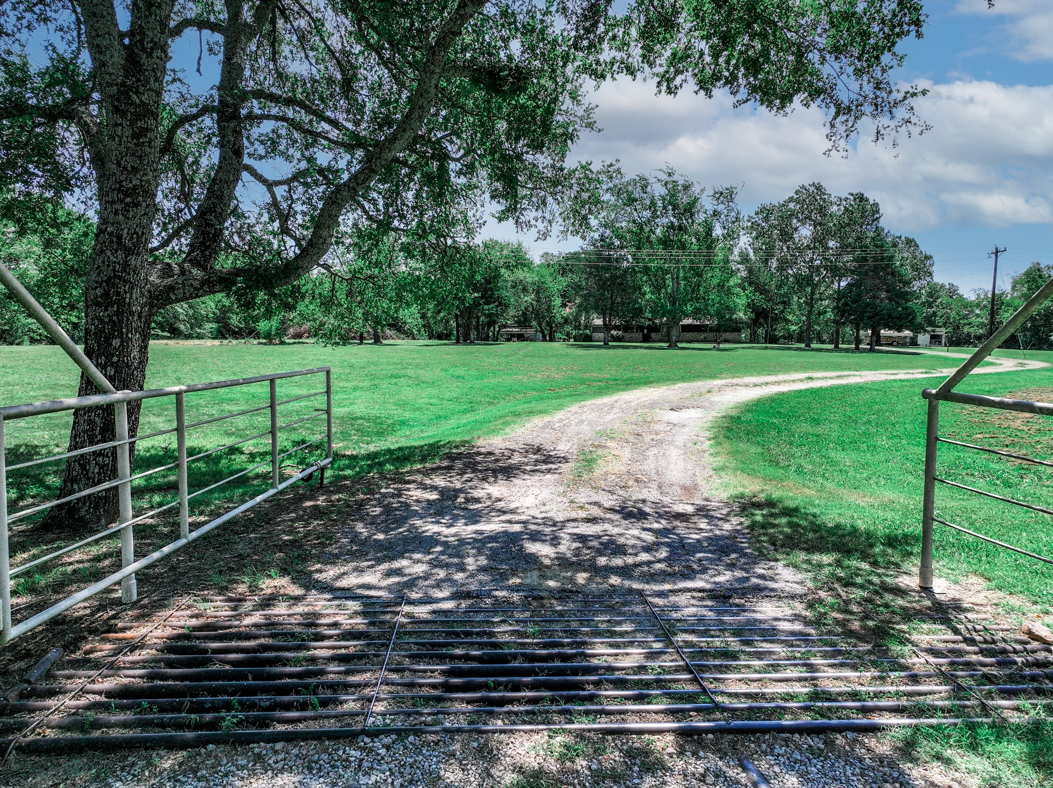 2341 Fm 2649 Lone Oak TX 75453