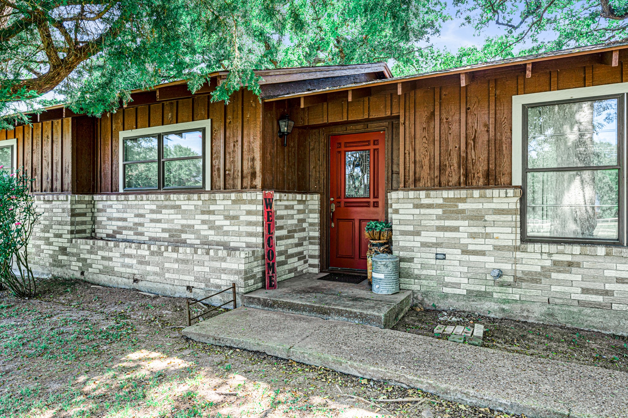 2341 Fm 2649 Lone Oak TX 75453