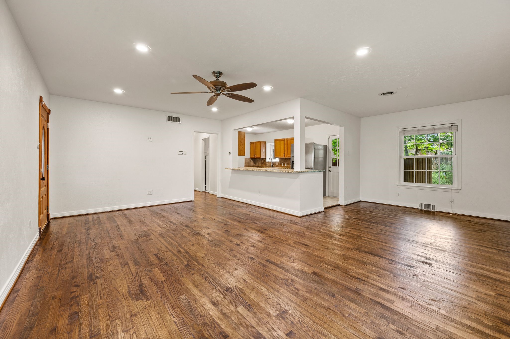 6644 Fisher Road Dallas TX 75214