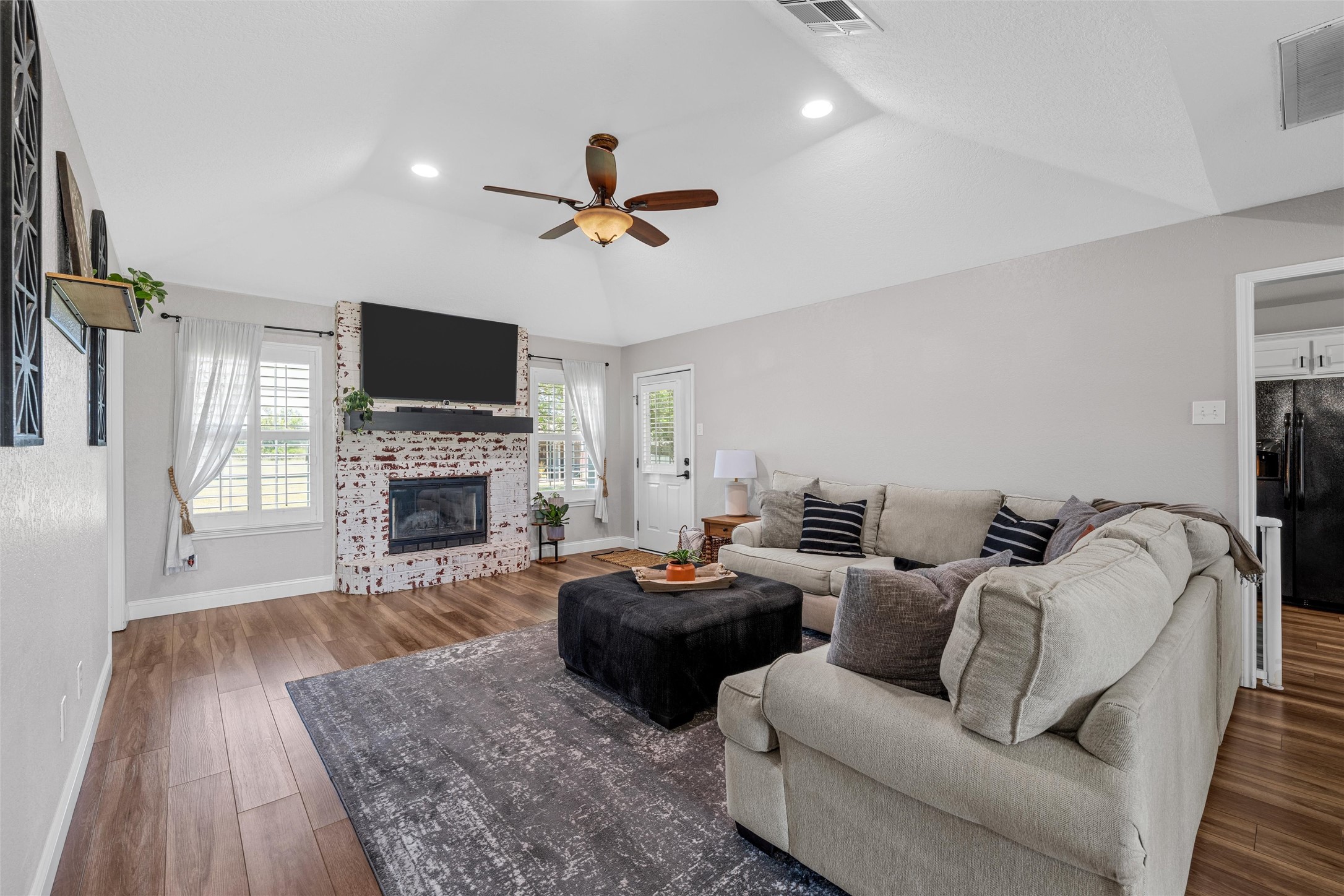 274 Dove Hill Lane China Spring TX 76633