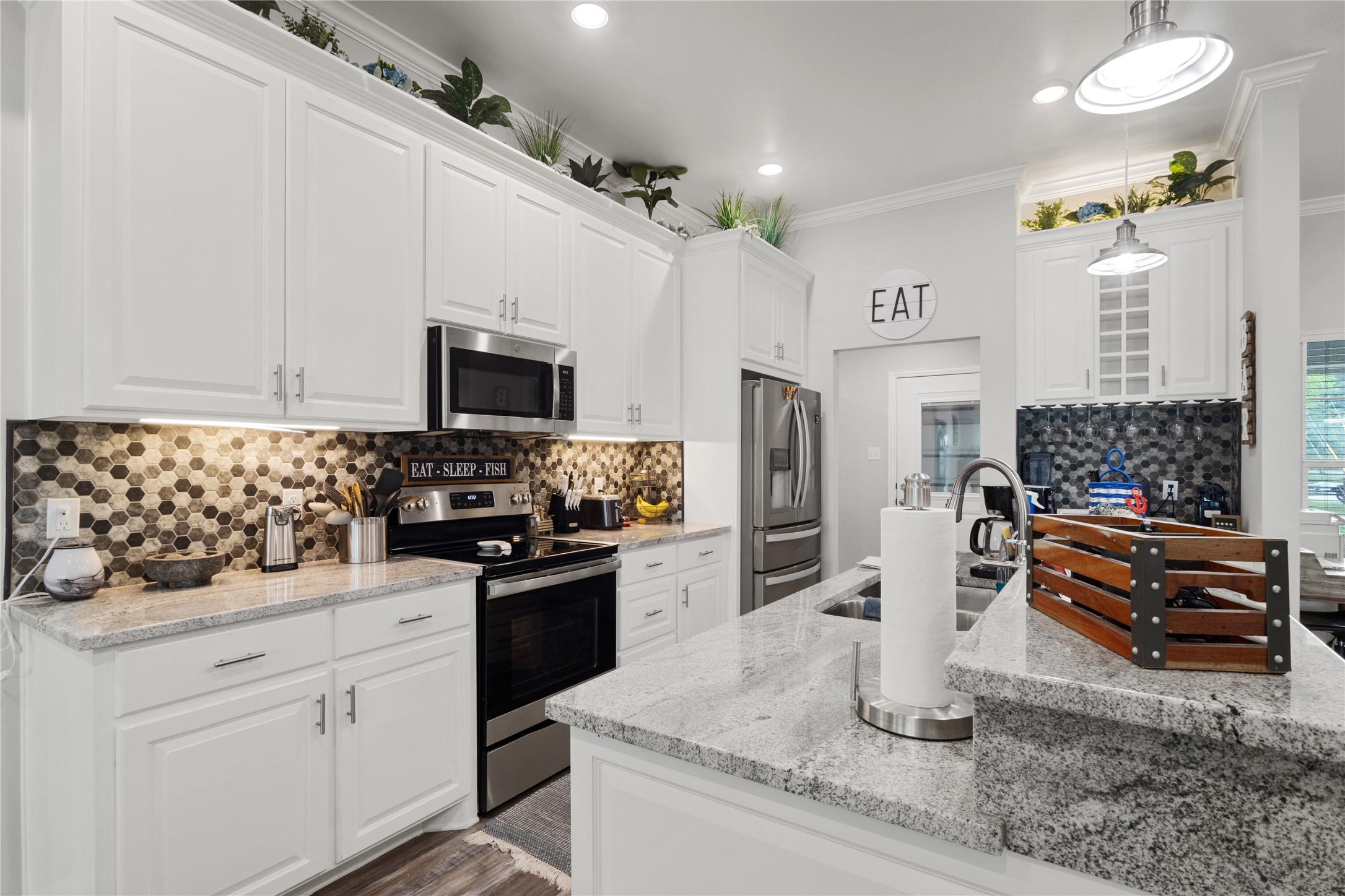 4511 Wildwood Circle Granbury TX 76049