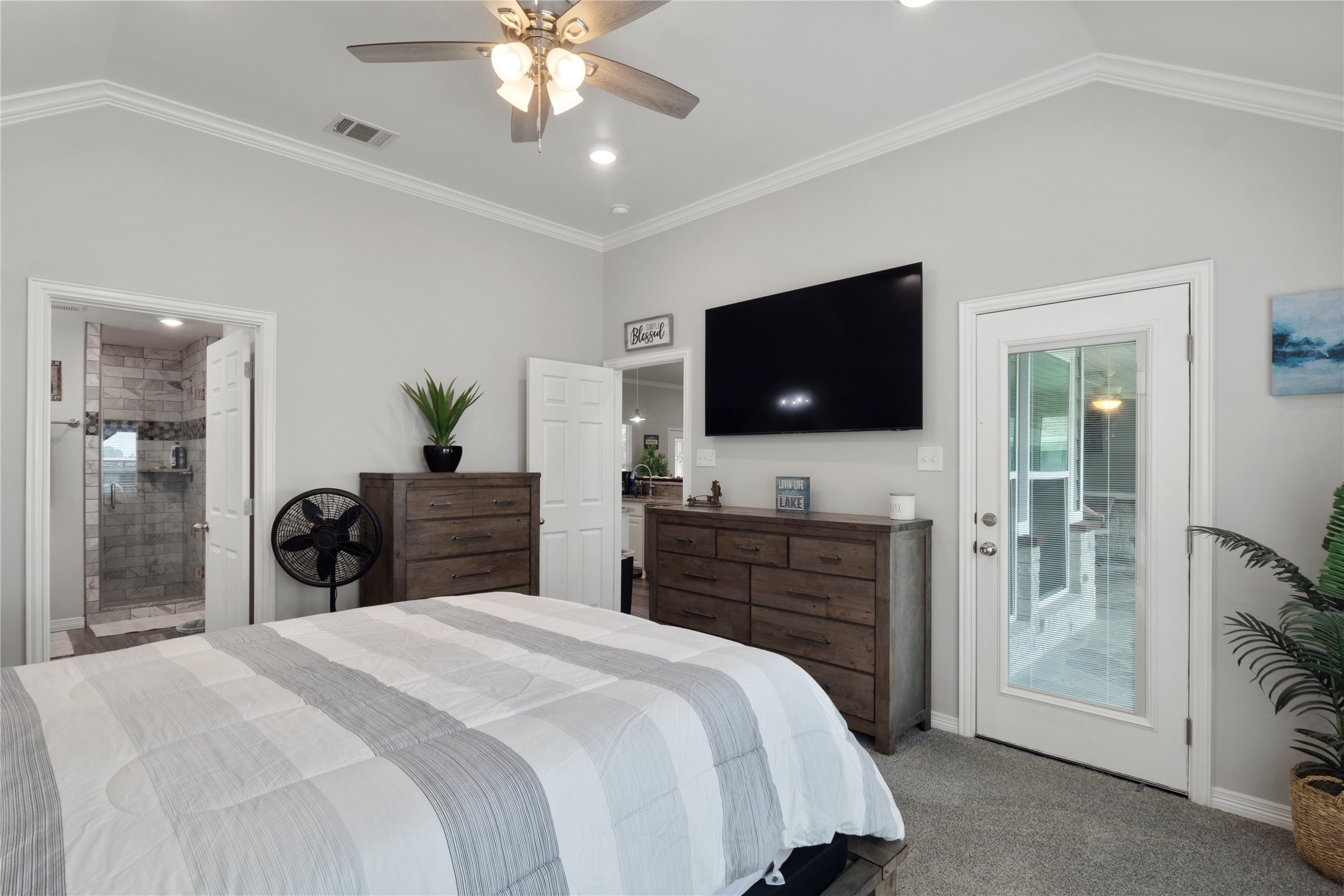 4511 Wildwood Circle Granbury TX 76049