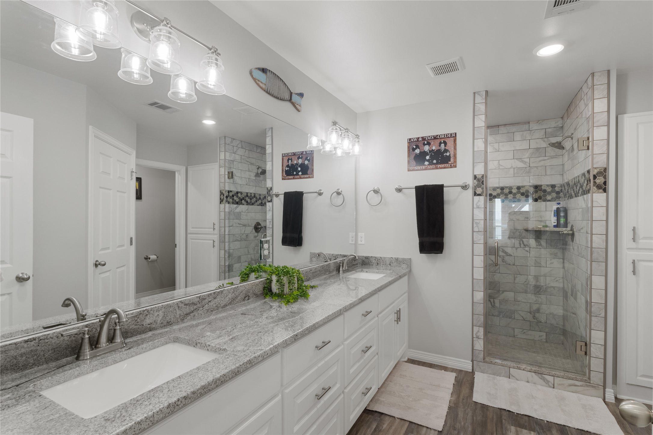 4511 Wildwood Circle Granbury TX 76049