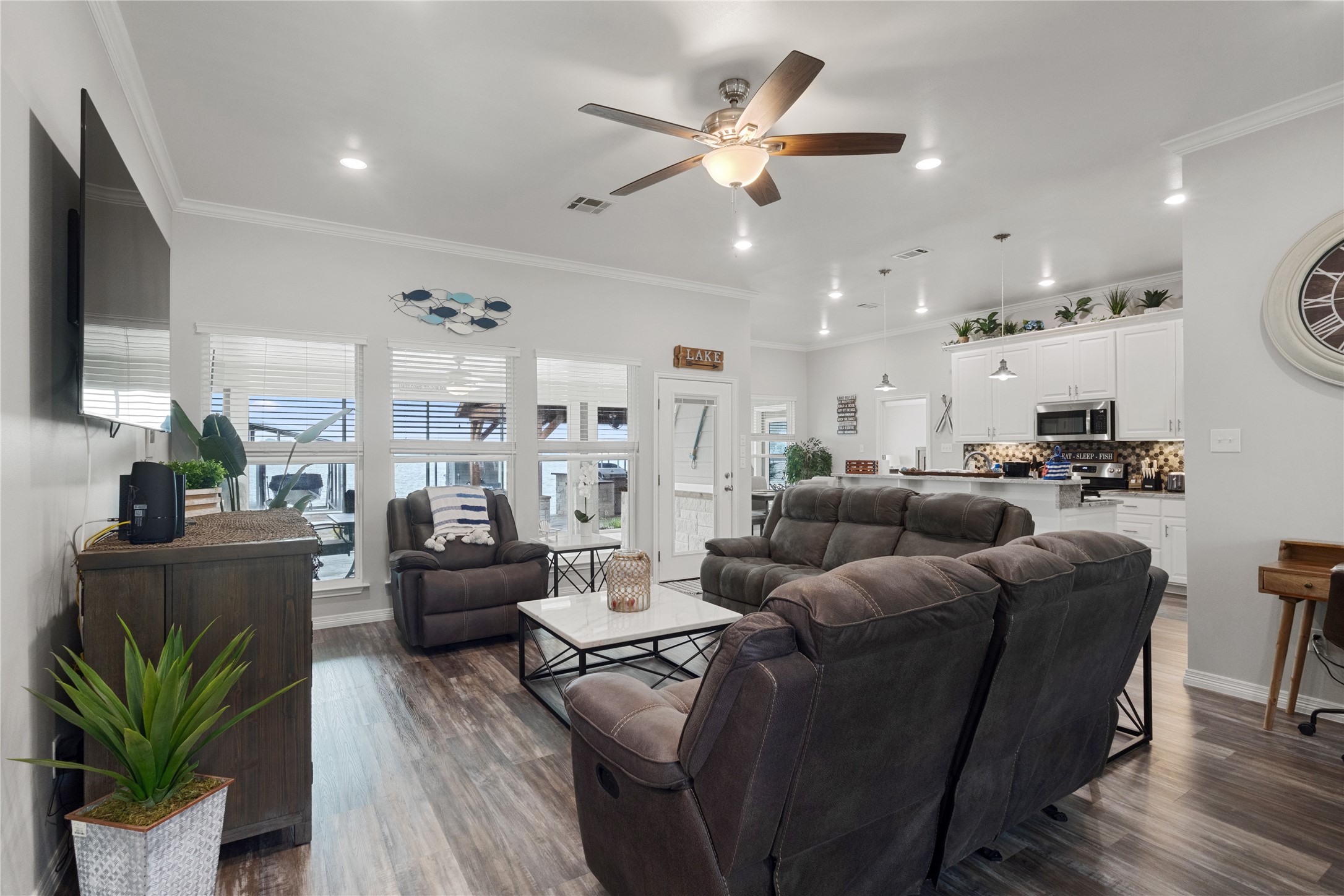 4511 Wildwood Circle Granbury TX 76049