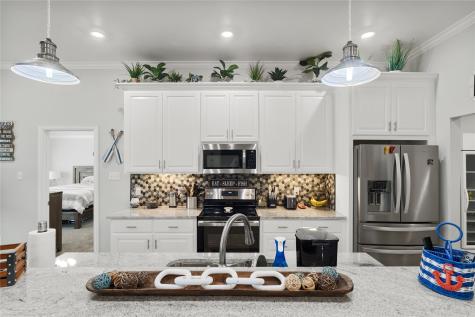 4511 Wildwood Circle Granbury TX 76049