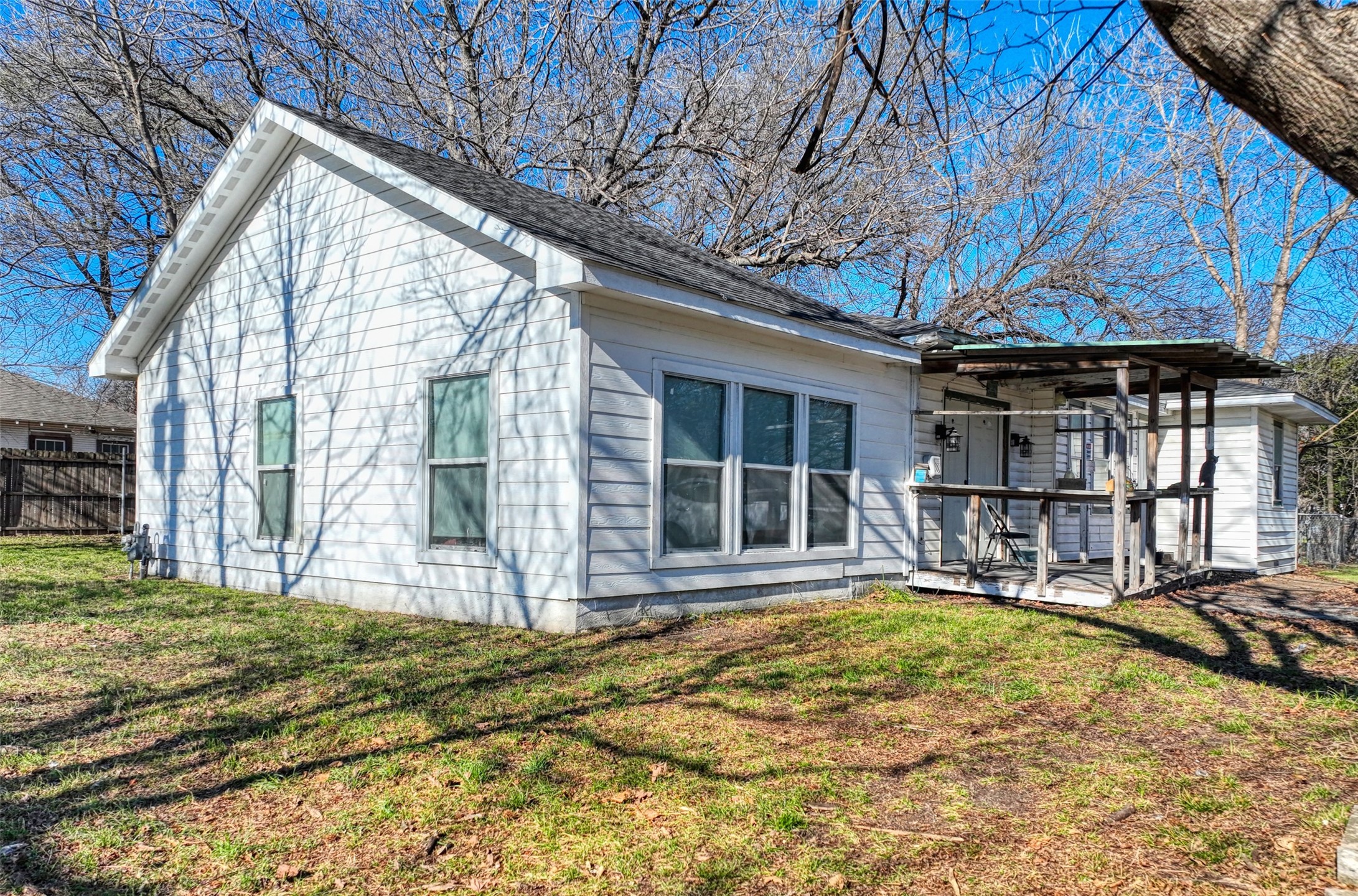 305 E Belt Line Road Wilmer TX 75172
