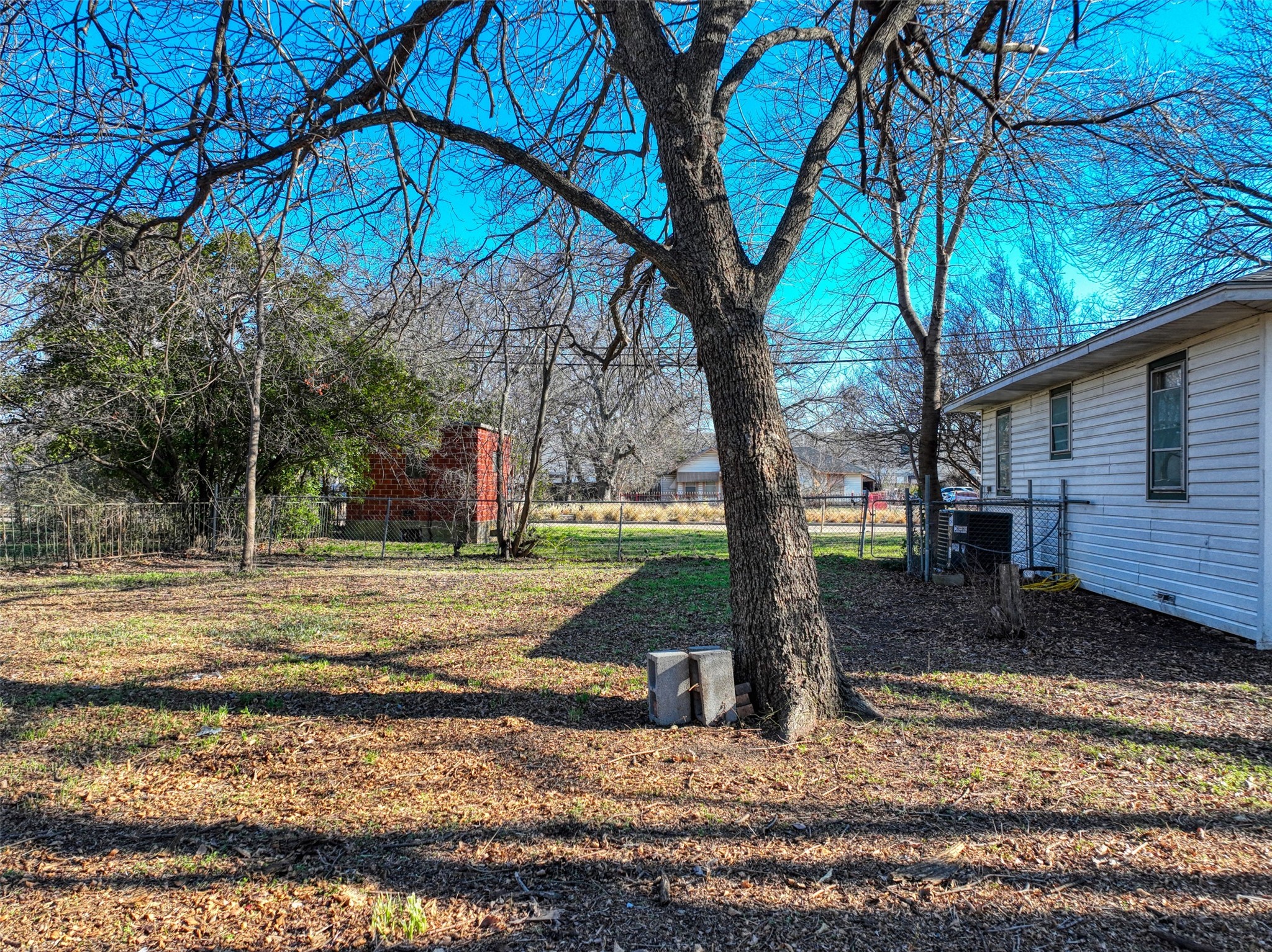 305 E Belt Line Road Wilmer TX 75172
