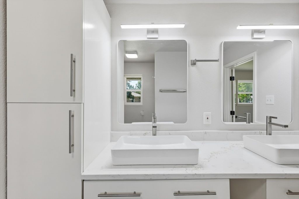 5719 Enchanted Lane Dallas TX 75227