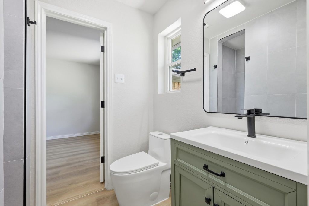 5719 Enchanted Lane Dallas TX 75227