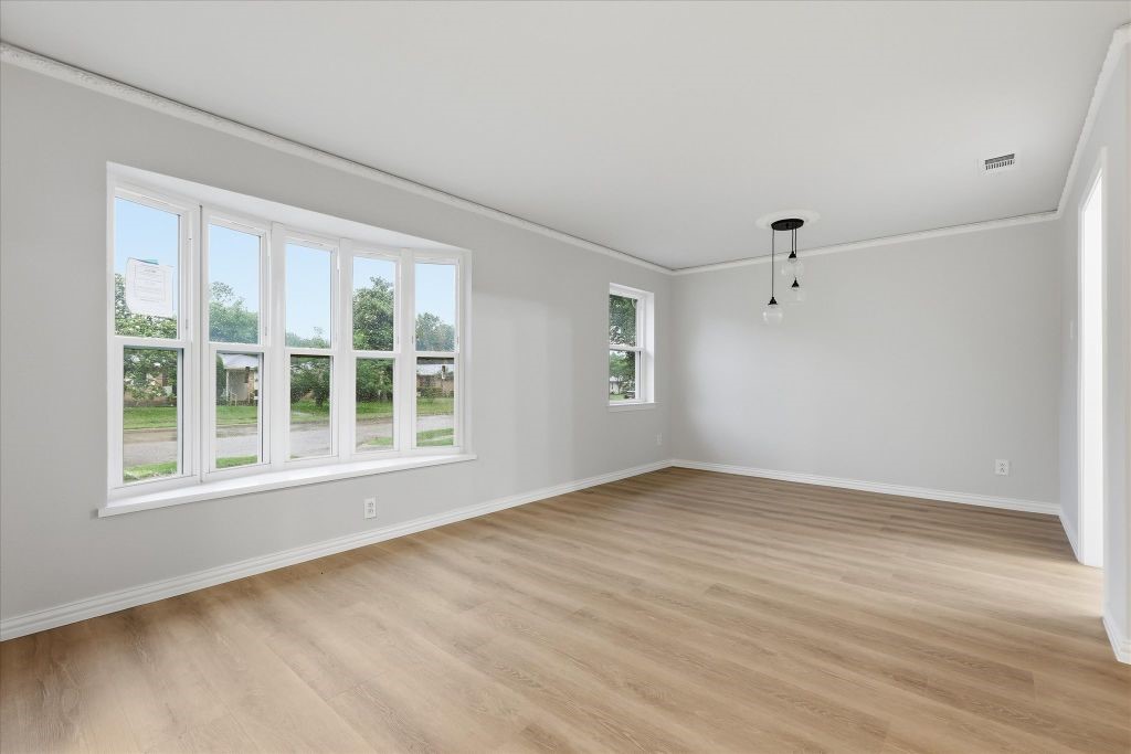 5719 Enchanted Lane Dallas TX 75227