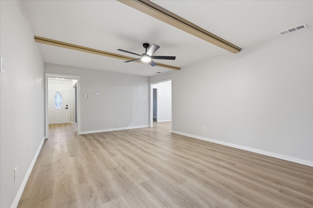 5719 Enchanted Lane Dallas TX 75227