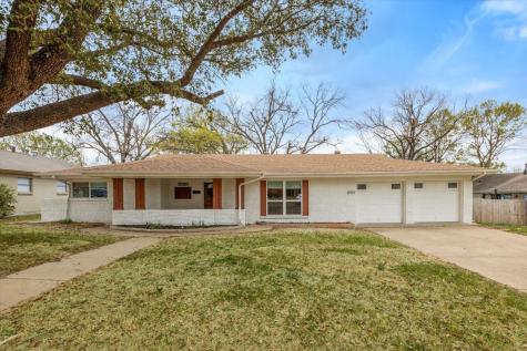 4705 Rockmoor Lane Fort Worth TX 76116