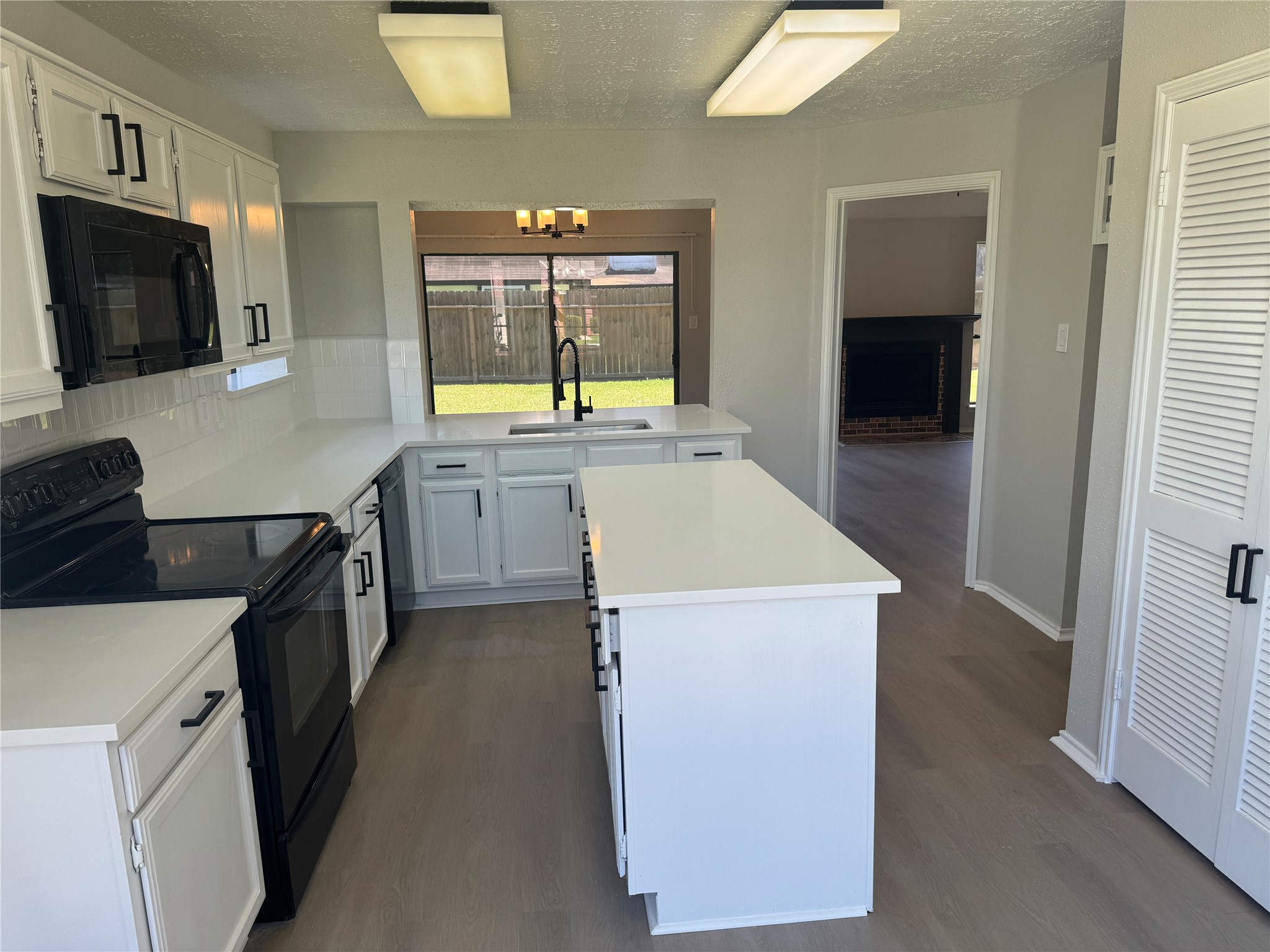 6916 Foxcroft Lane Humble TX 77338