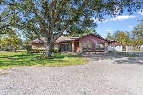 208 S Hedwig Street Riesel TX 76682