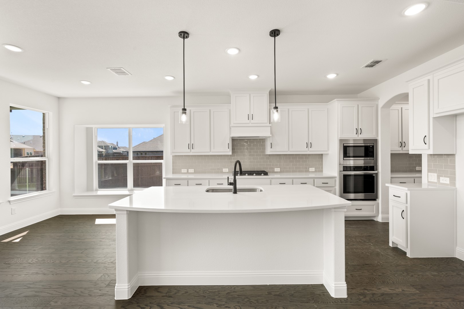 7800 Barley Field Street Joshua TX 76058