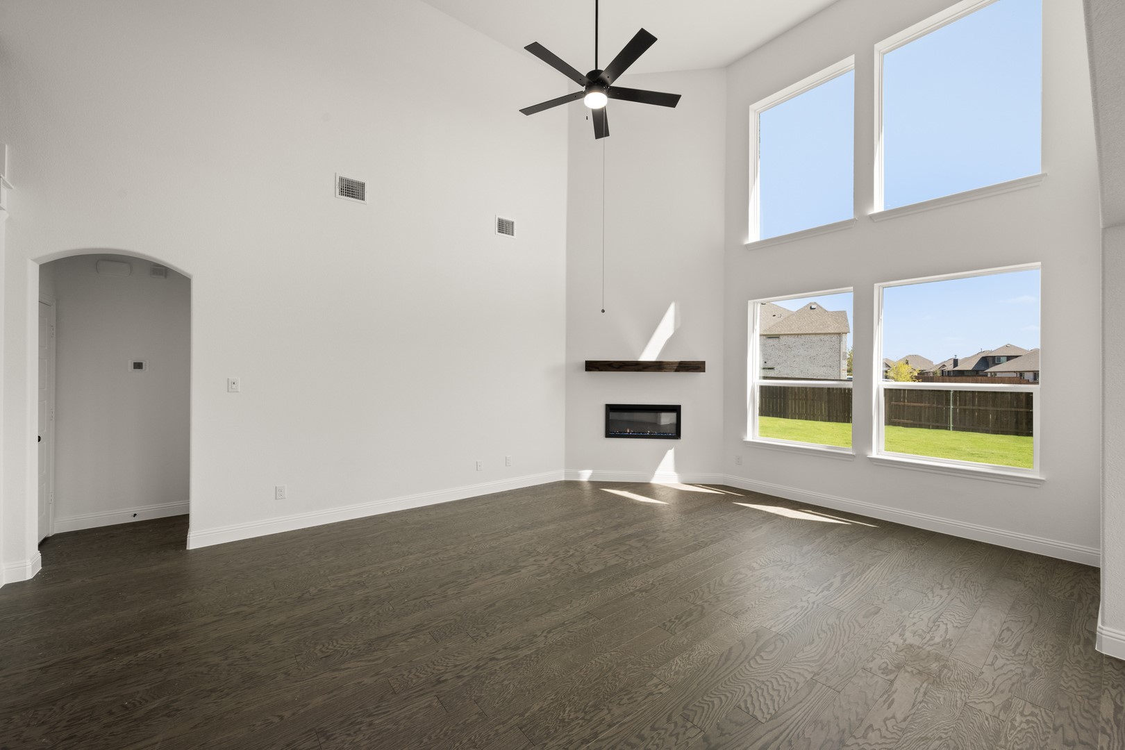 7800 Barley Field Street Joshua TX 76058
