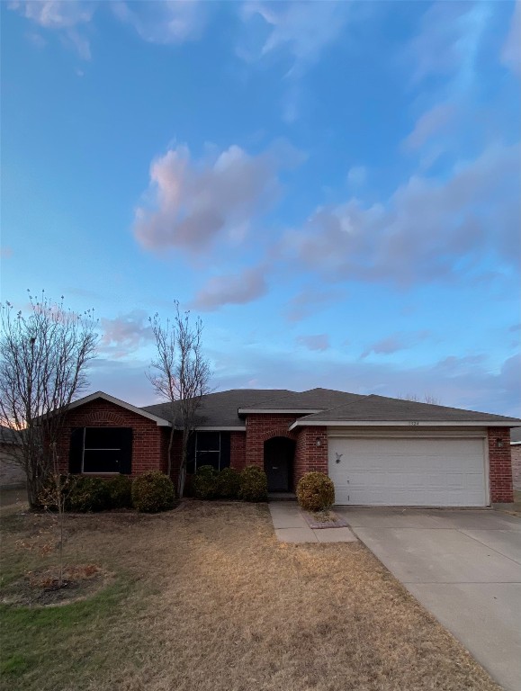 1324 Lauren Drive Burleson TX 76028