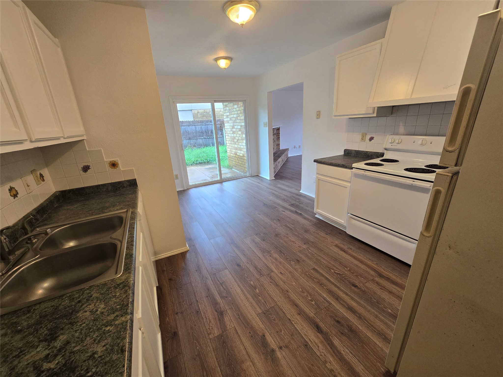 7533 Parkwood Lane Fort Worth TX 76133