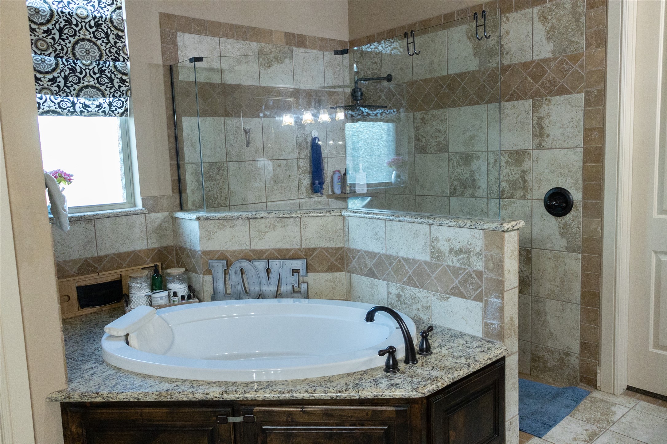 108 Oak Creek Drive Springtown TX 76082