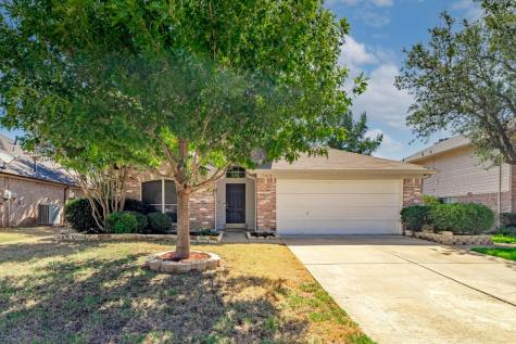 748 Texas Oak Trail Lake Dallas TX 75065