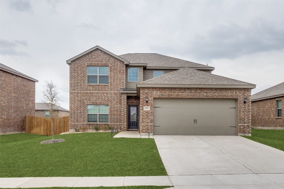 303 Wandering Stream Way Princeton TX 75407