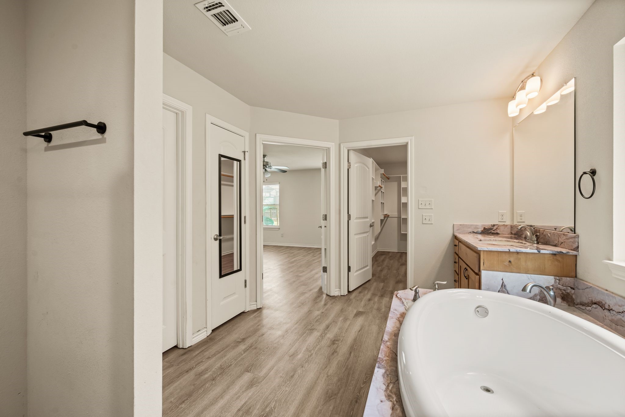 3201 White Horse Drive Granbury TX 76049