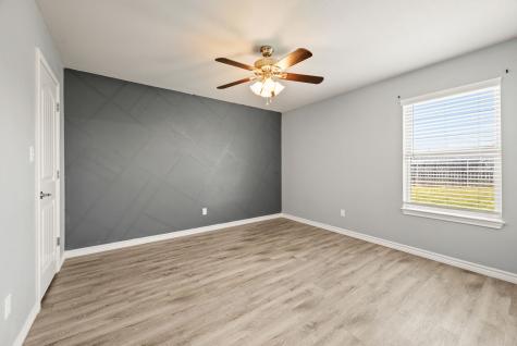 3201 White Horse Drive Granbury TX 76049