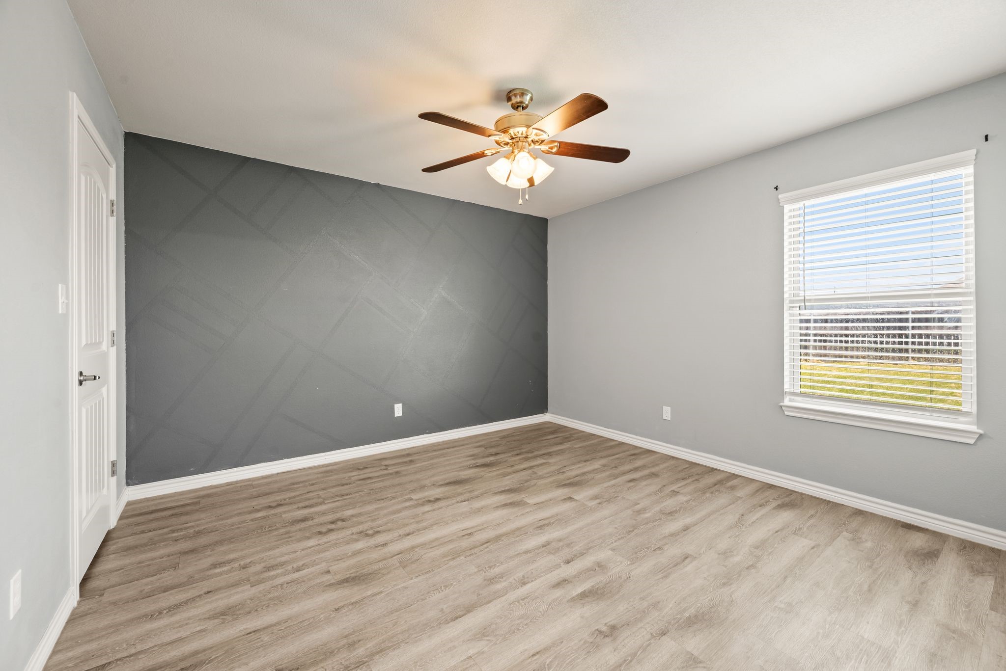 3201 White Horse Drive Granbury TX 76049