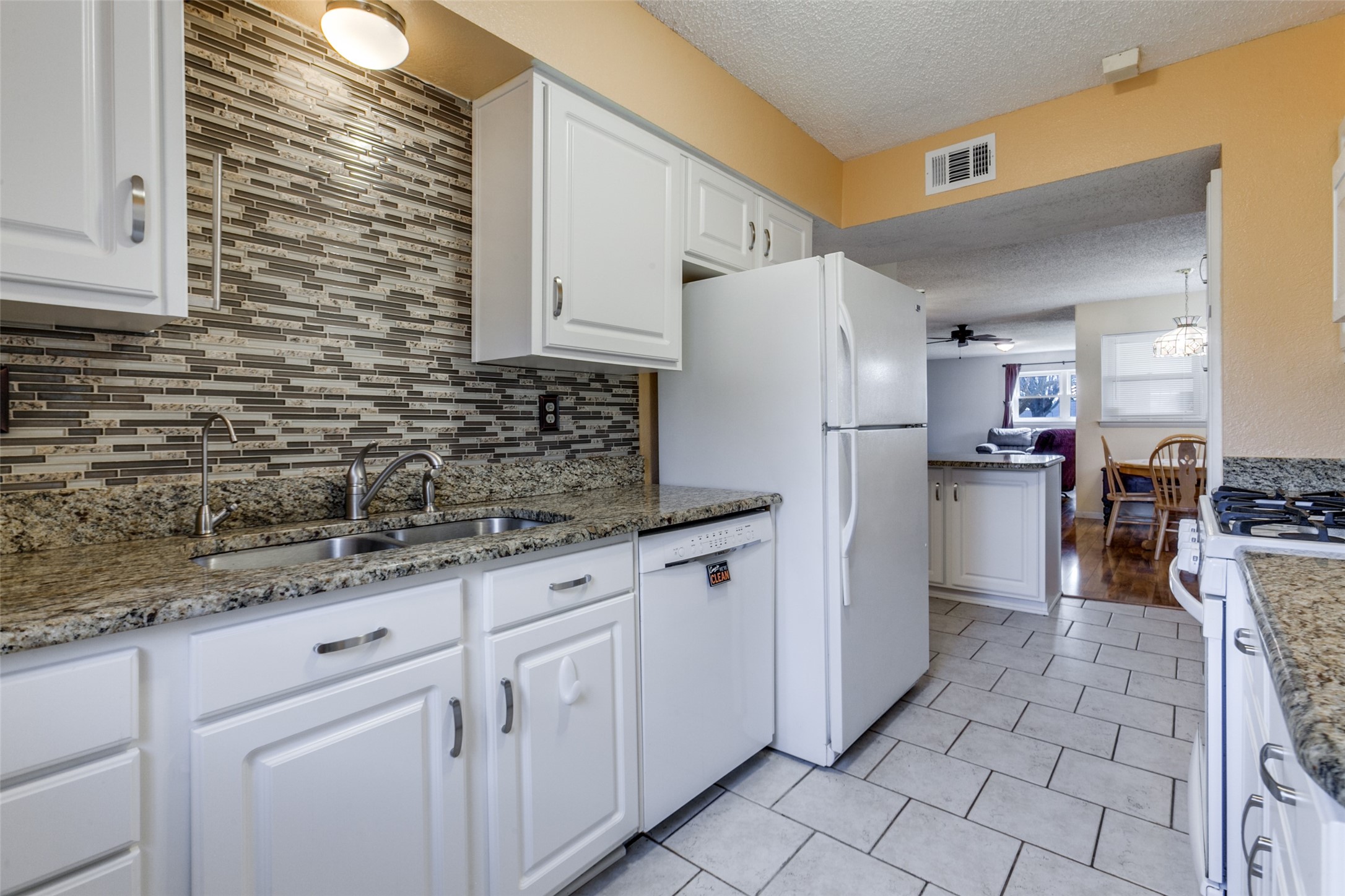 506 Worcester Way Richardson TX 75080