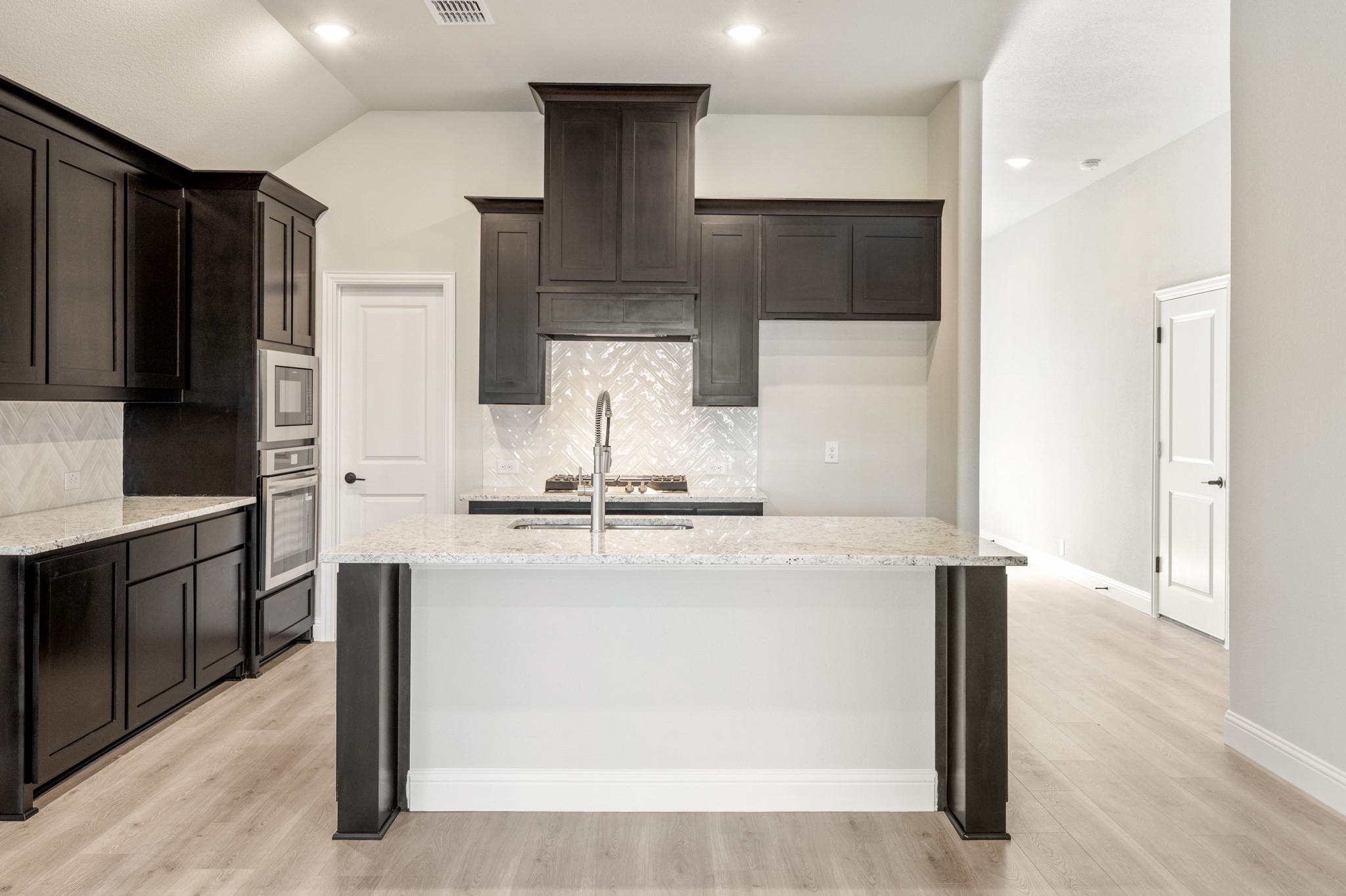 1028 River Oaks Drive Godley TX 76044