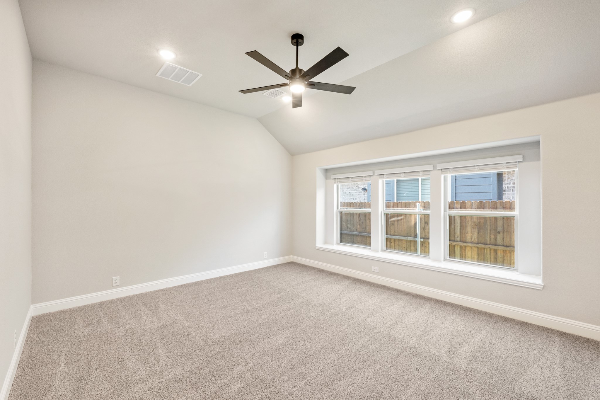 1028 River Oaks Drive Godley TX 76044