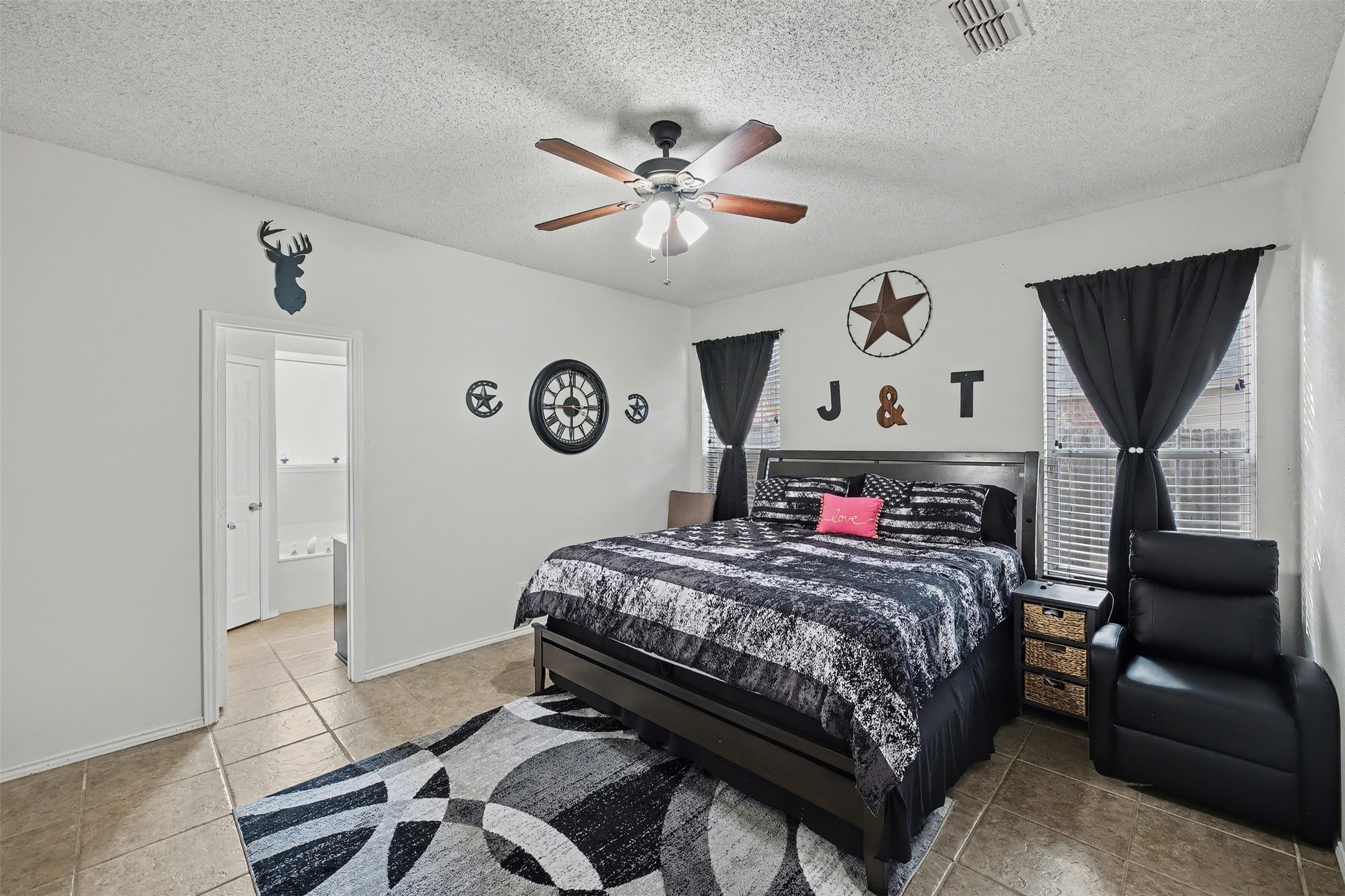 9040 Tyne Trail Fort Worth TX 76118