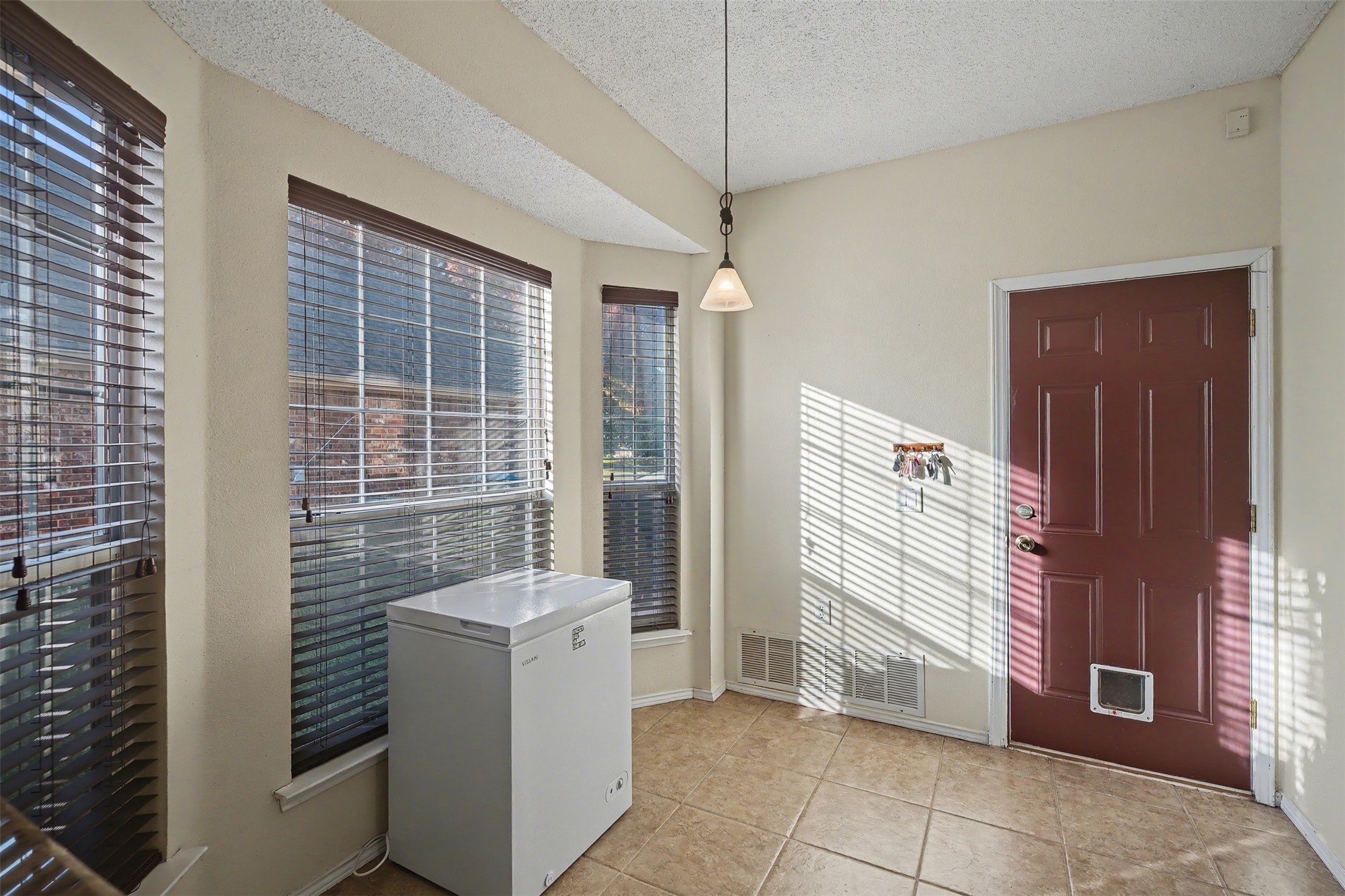9040 Tyne Trail Fort Worth TX 76118