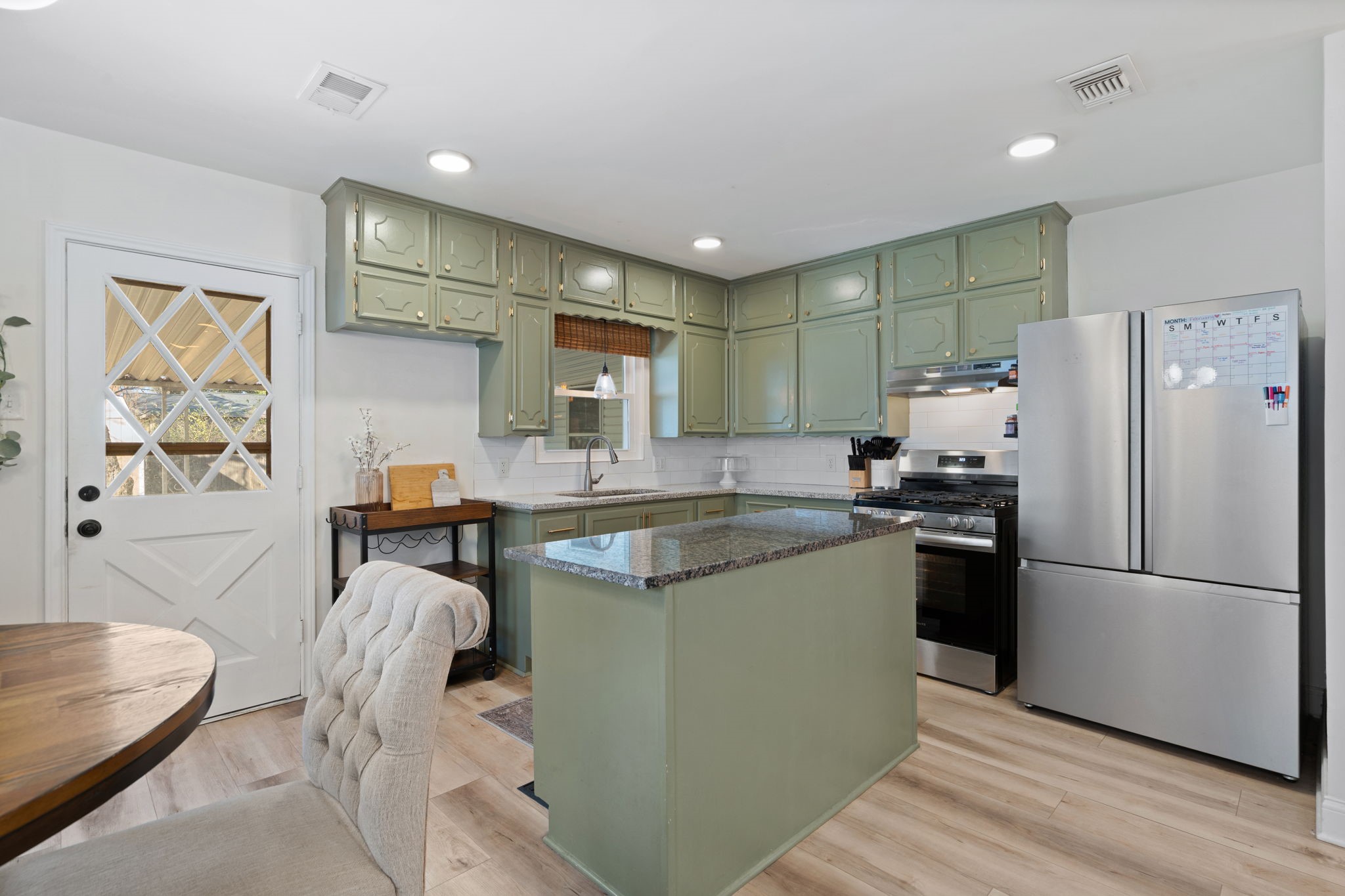 1437 Nash Street Garland TX 75042