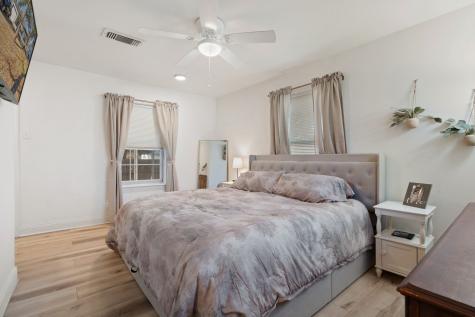 1437 Nash Street Garland TX 75042