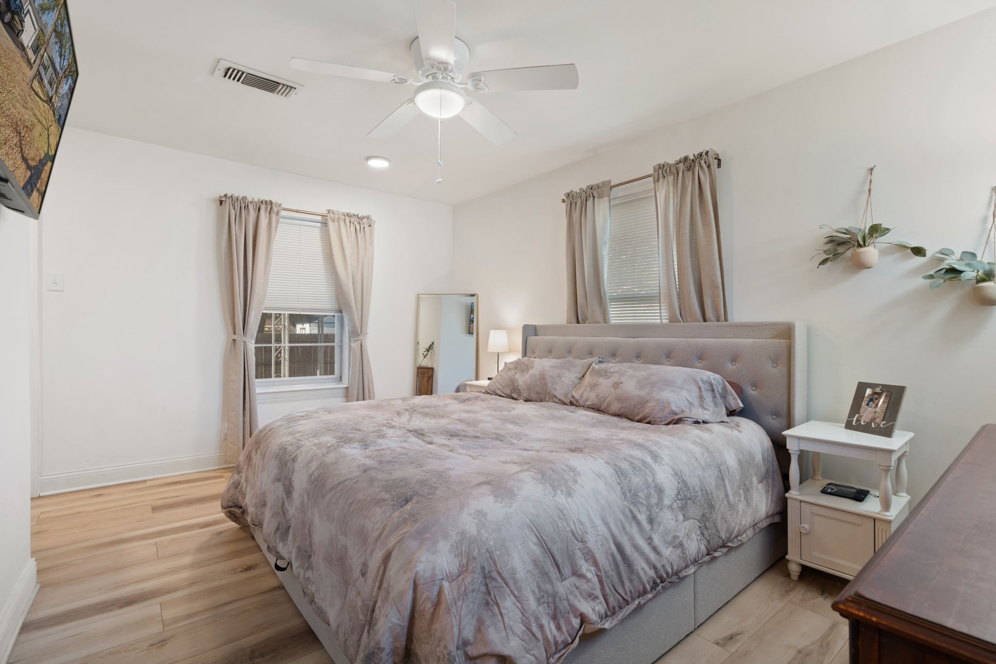 1437 Nash Street Garland TX 75042