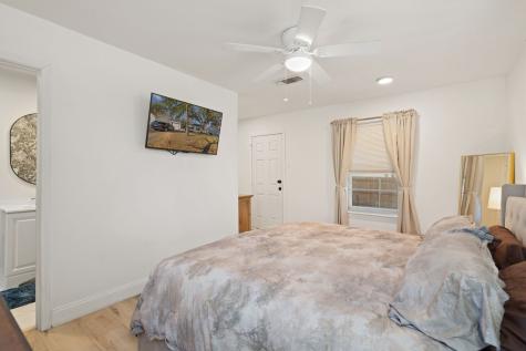 1437 Nash Street Garland TX 75042