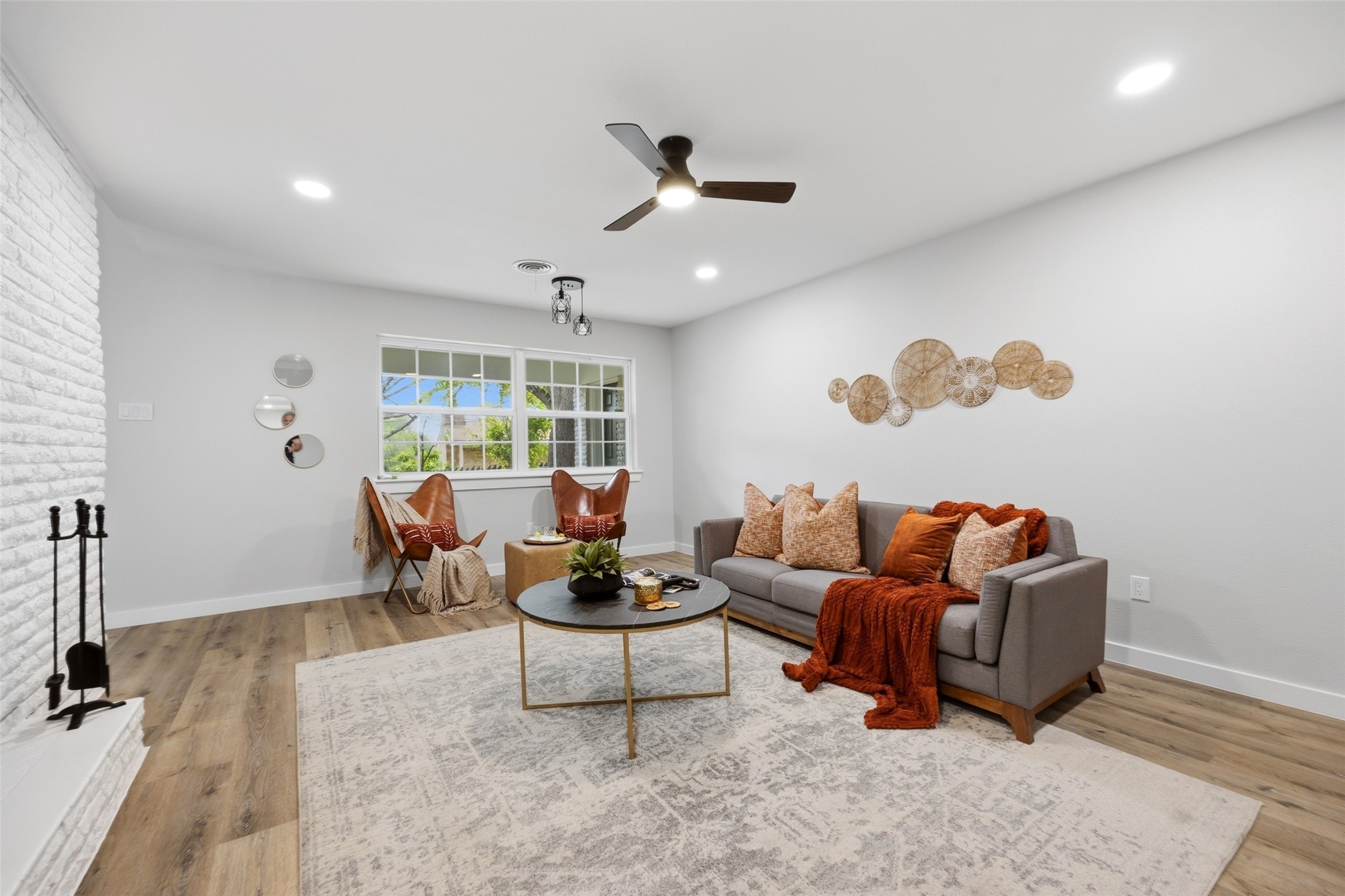 8516 La Jolla Court Benbrook TX 76116