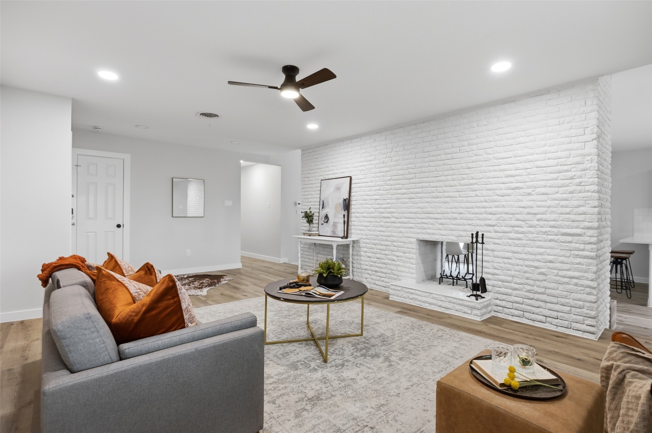 8516 La Jolla Court Benbrook TX 76116