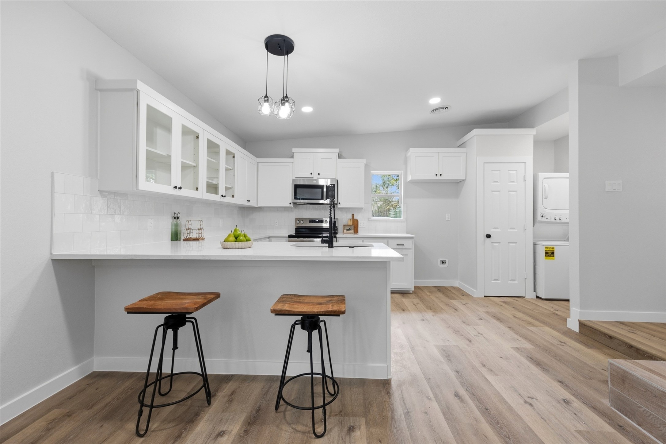8516 La Jolla Court Benbrook TX 76116