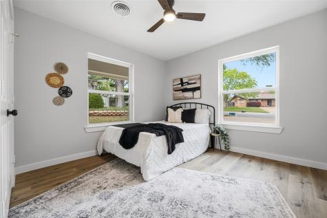 8516 La Jolla Court Benbrook TX 76116