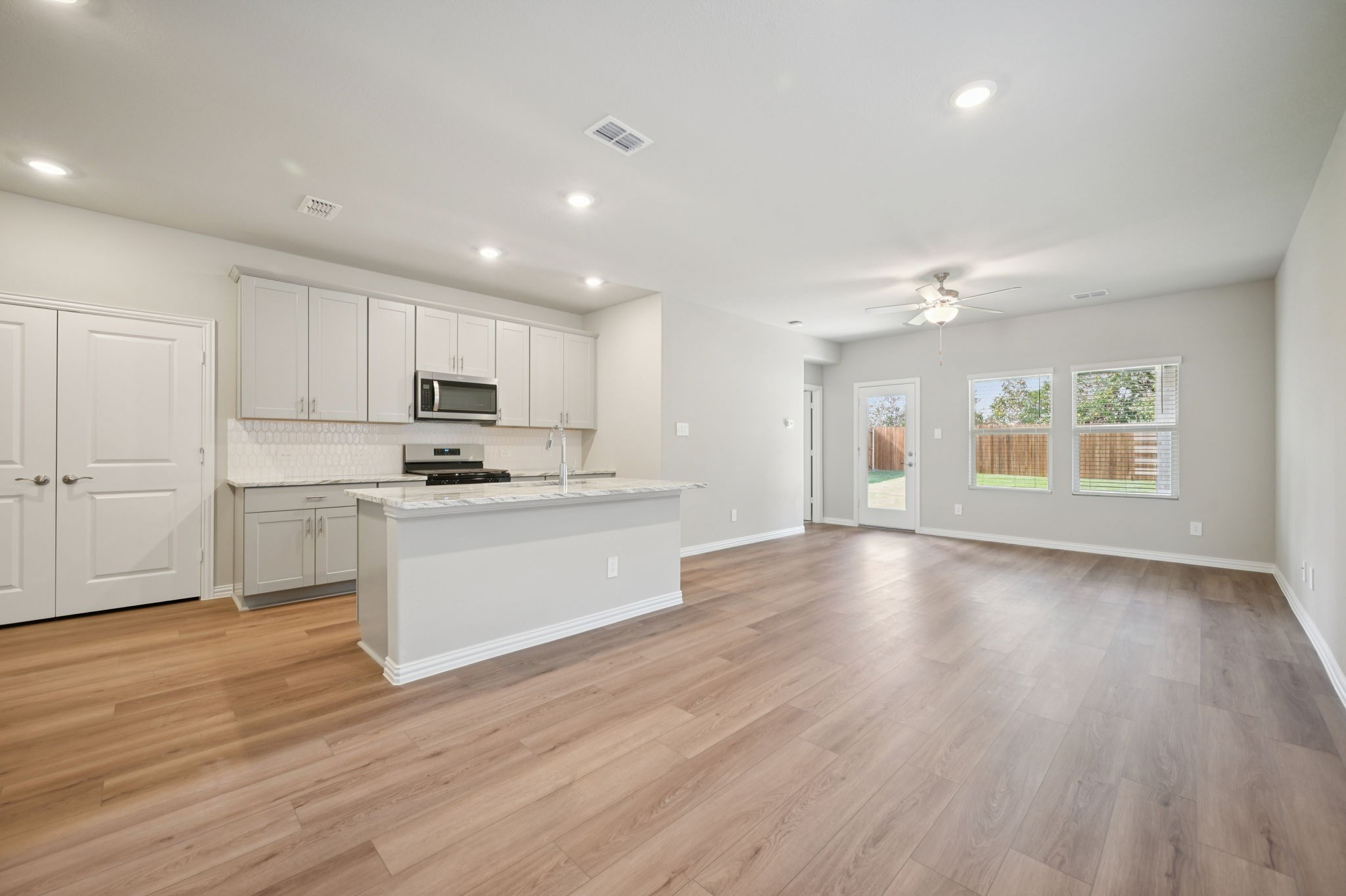 1127 Bridgewalk Drive Princeton TX 75071
