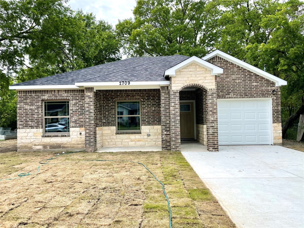 2709 Kirven Street Dallas TX 75227