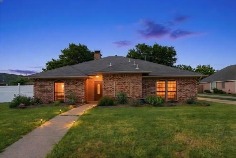 638 Park Lane Highland Village TX 75077